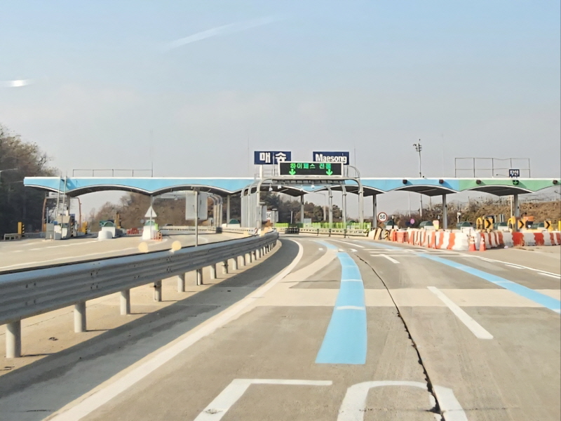 88efe8b88531bdcbfe1418ec3295e3da_1763692694_6325.jpg